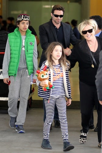 Hugh Jackman and the family arrive in Sydney for Christmas **USA ONLY**