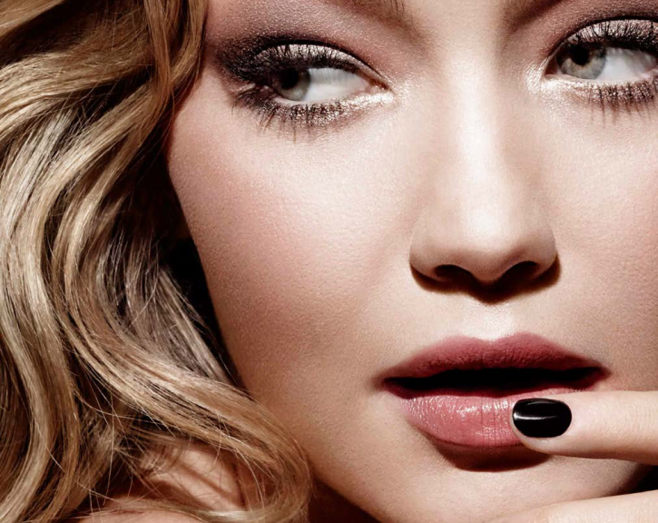 tom-ford-cosmetics-ad-campaign-gigi-hadid-01-725x576 Be Ageless