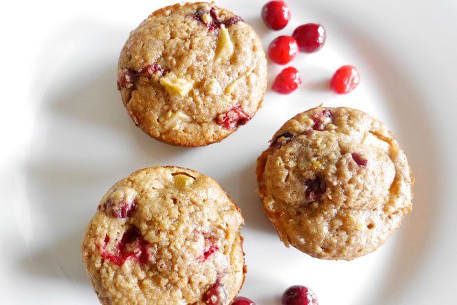 Hearty-Oatmeal-Cranberry-Muffins